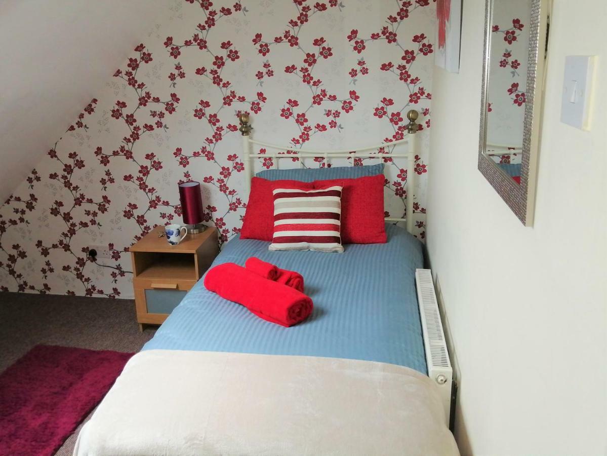 Fearnhead House Villa Warrington Bagian luar foto