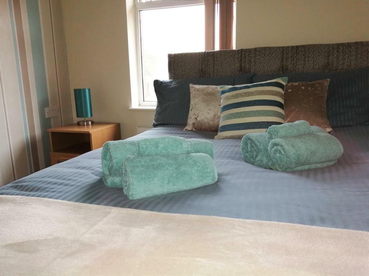 Fearnhead House Villa Warrington Bagian luar foto